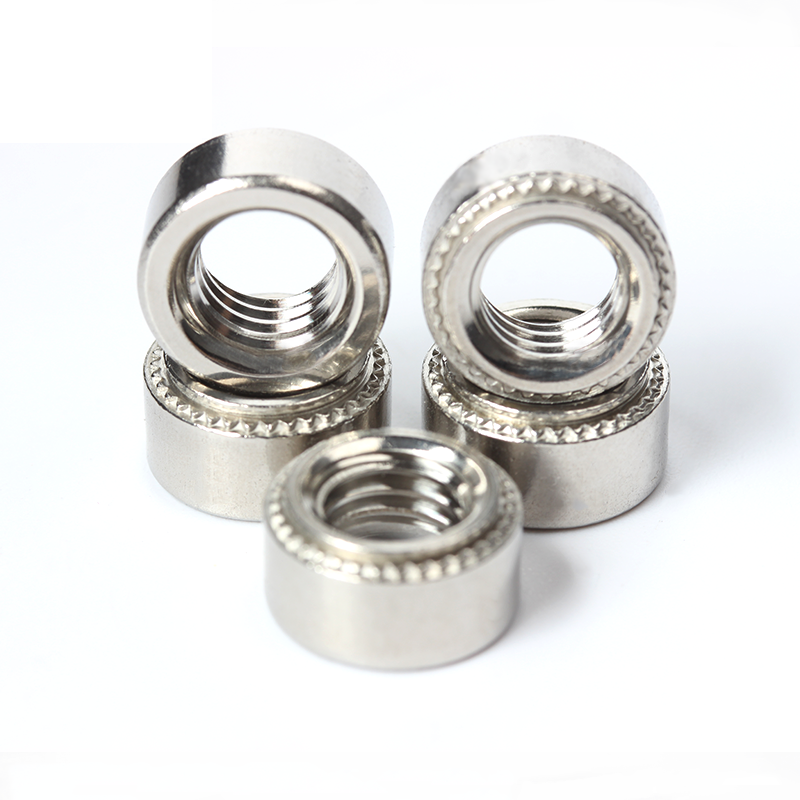 母材厚度与规格匹配，压铆螺母脱落原因解析